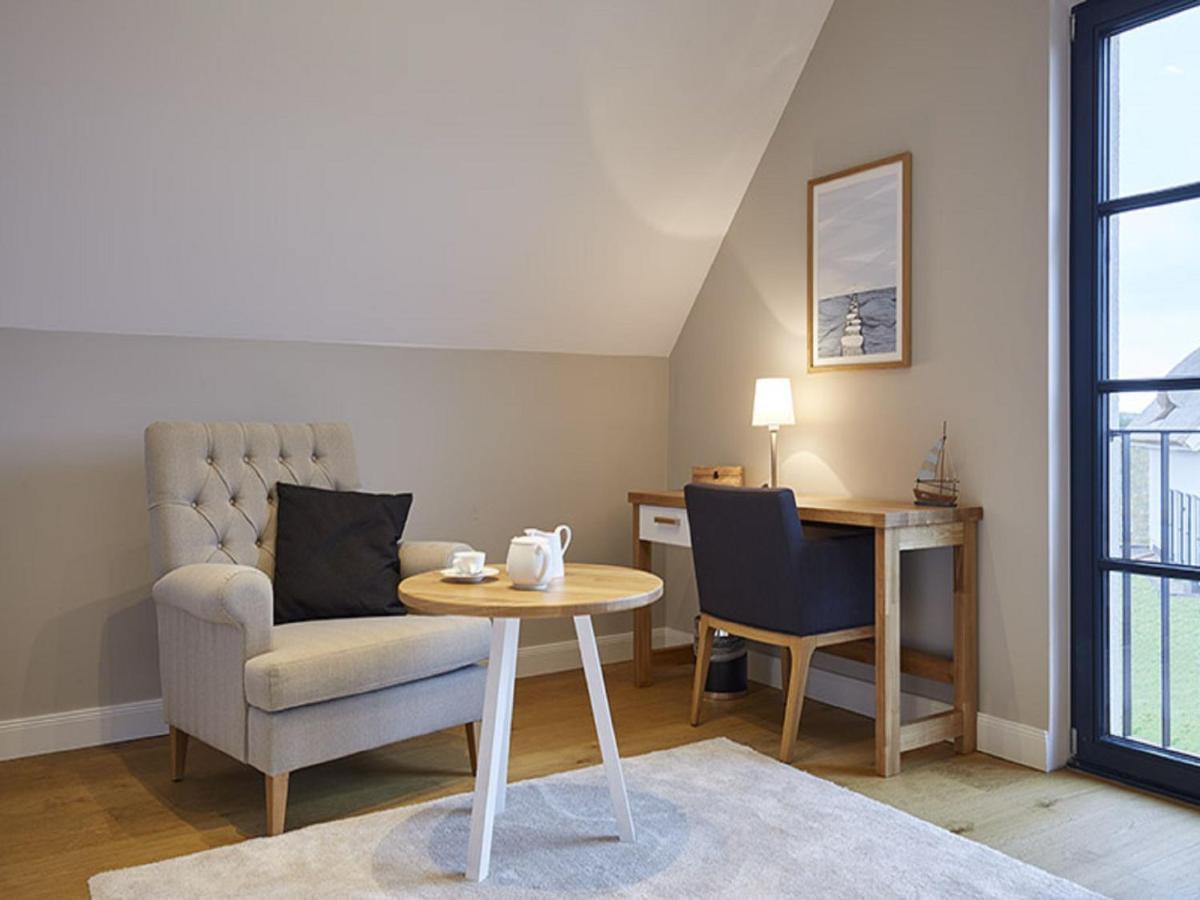 Reetland Am Meer - Premium Reetdachvilla Mit 3 Schlafzimmern, Sauna Und Kamin F14 Dranske Luaran gambar